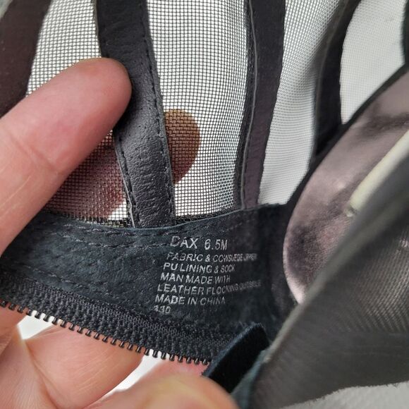 Steve Madden Black High Heels Shoes Size: 6.5 M - Picture 10 of 10